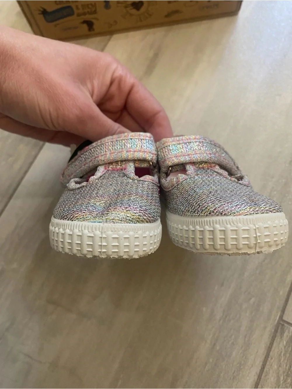 NWT Cienta Rainbow Sparkle Mary Jane T-Strap Mary Jane Sneaker Toddler 3.5